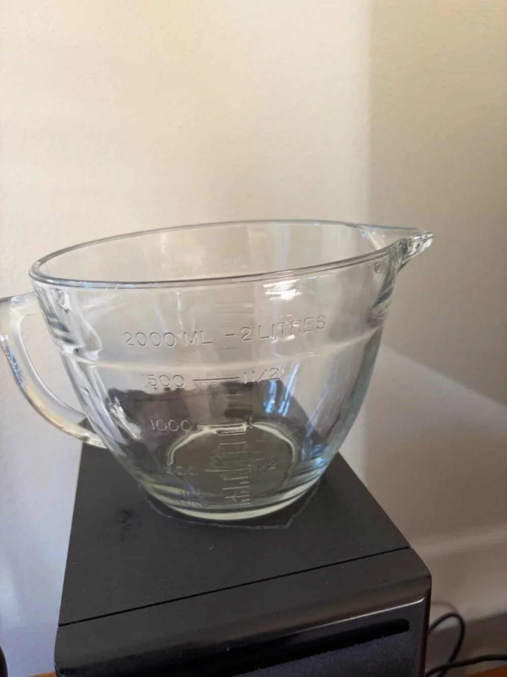 Anchor Hocking 8 cup glass measuring cup vintage.  Good conditions, no chips